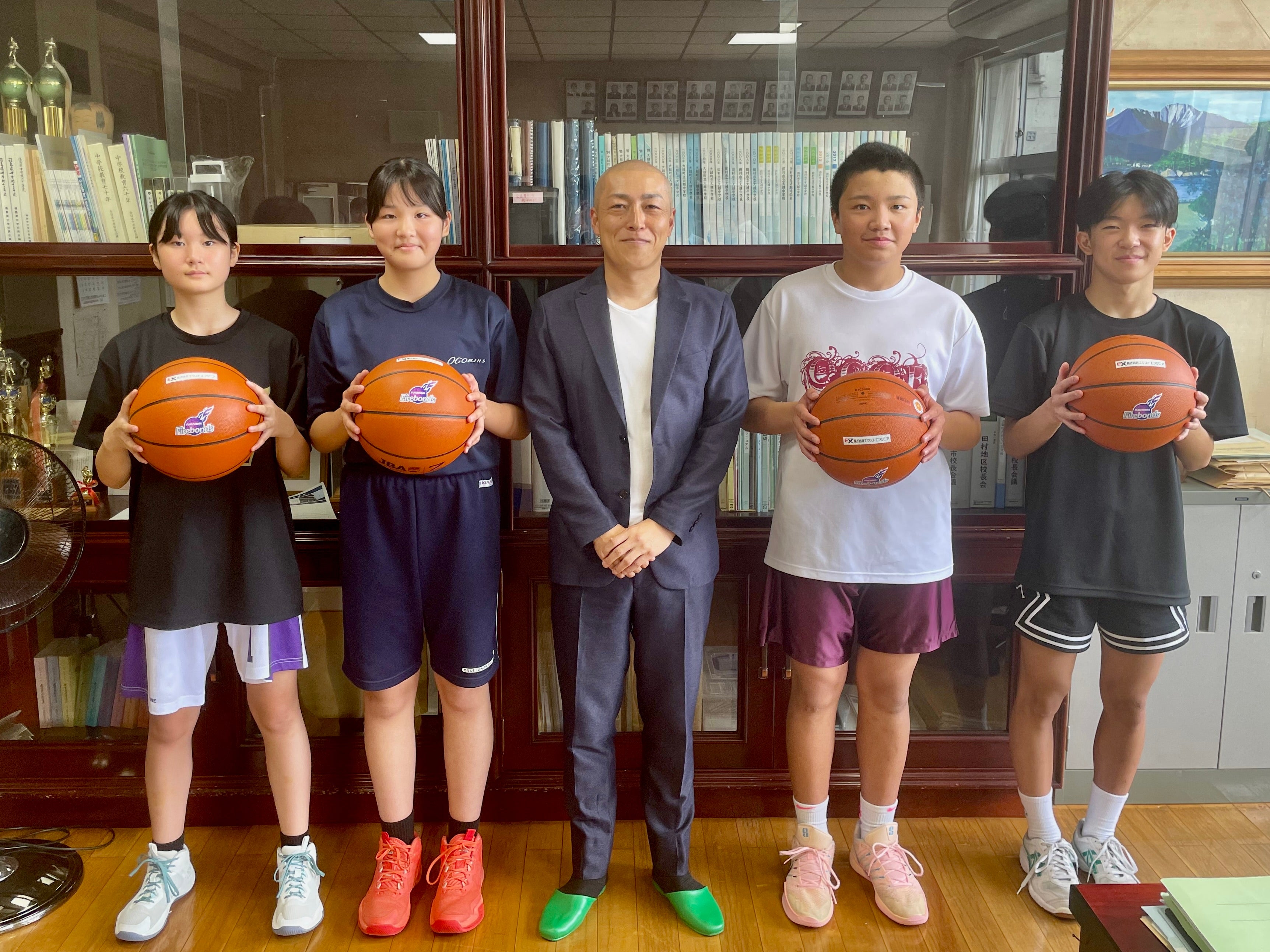 田村市立大越中学校へのバスケットボール寄贈について